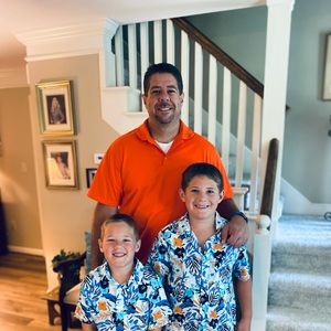 Meet your Posher, Adam